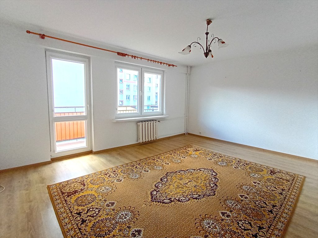 Mieszkanie 49 m² z balkonem i remontem łazienki zapraszam Giżycko, Kombatantów  49m2 Foto 1