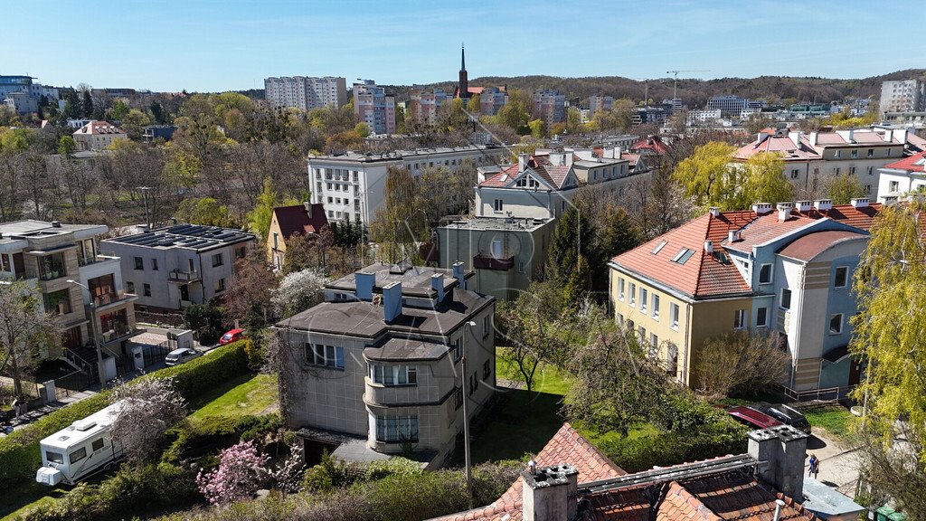 Unikalna działka na Kamiennej Górze z willą i potencjałem.: Gdynia Kamienna Góra: Józefa Korzeniowskiego