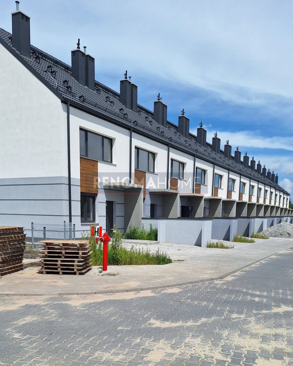 Nowoczesny dom szeregowy 83m2 z ogródkiem i 2 miejscami Smolec  101m2 Foto 1