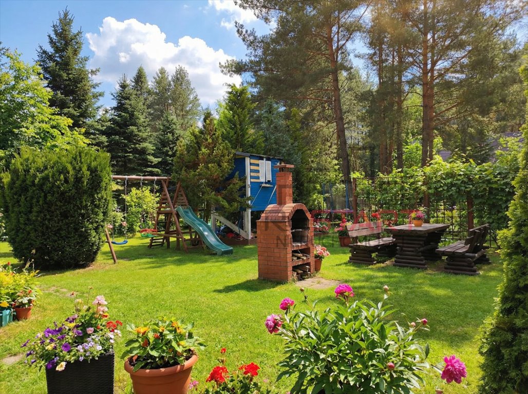 Urokliwy domek 42 m² z tarasem na pięknej działce Adamów-Wieś  42m2 Foto 1