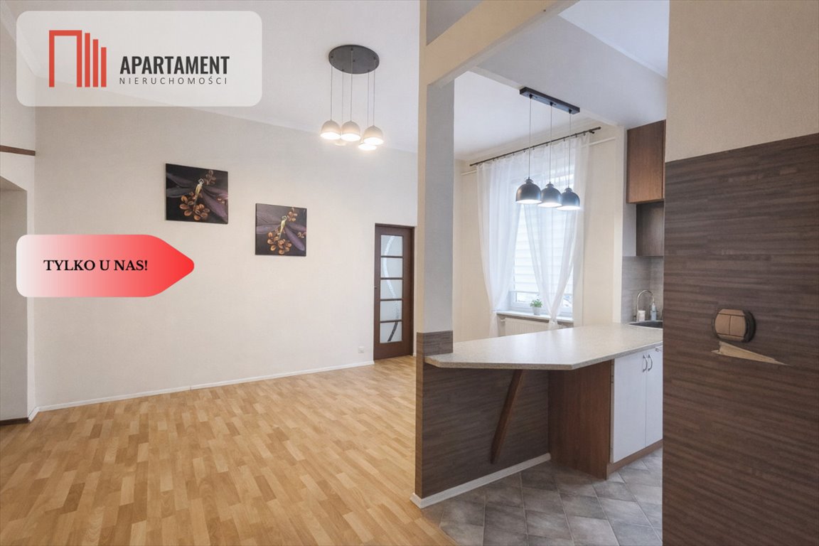 Na sprzedaż przestronne 3-pokojowe mieszkanie 70,6 m² z piwnicą i parkingiem Nakło nad Notecią  82m2 Foto 1