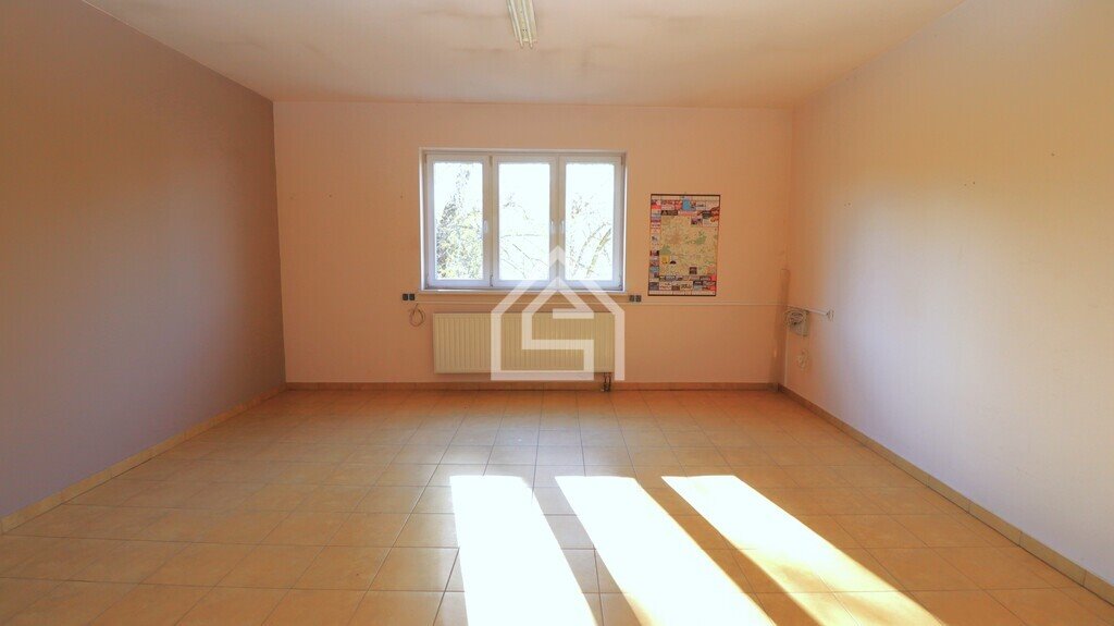 Polecam funkcjonalny lokal 32 m² na wynajem w Bochni Bochnia, Partyzantów  32m2 Foto 1