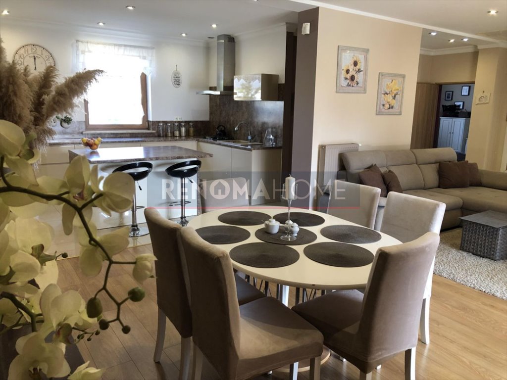 Komfortowy dom 135 m² z garażem, tarasem i potencjałem Karczowiska  280m2 Foto 1