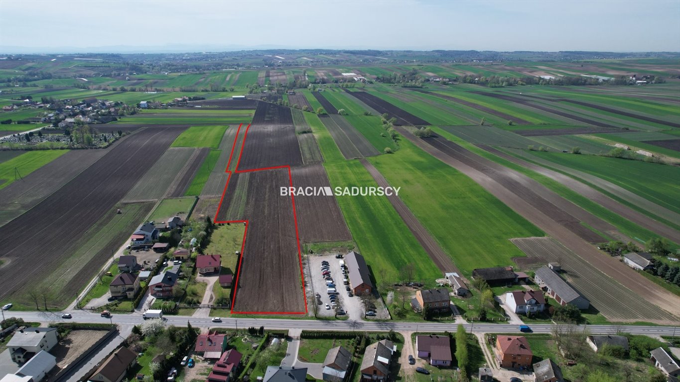 Działka budowlano-rolna 16 768 m2, media, asfalt Niegardów  16 768m2 Foto 1