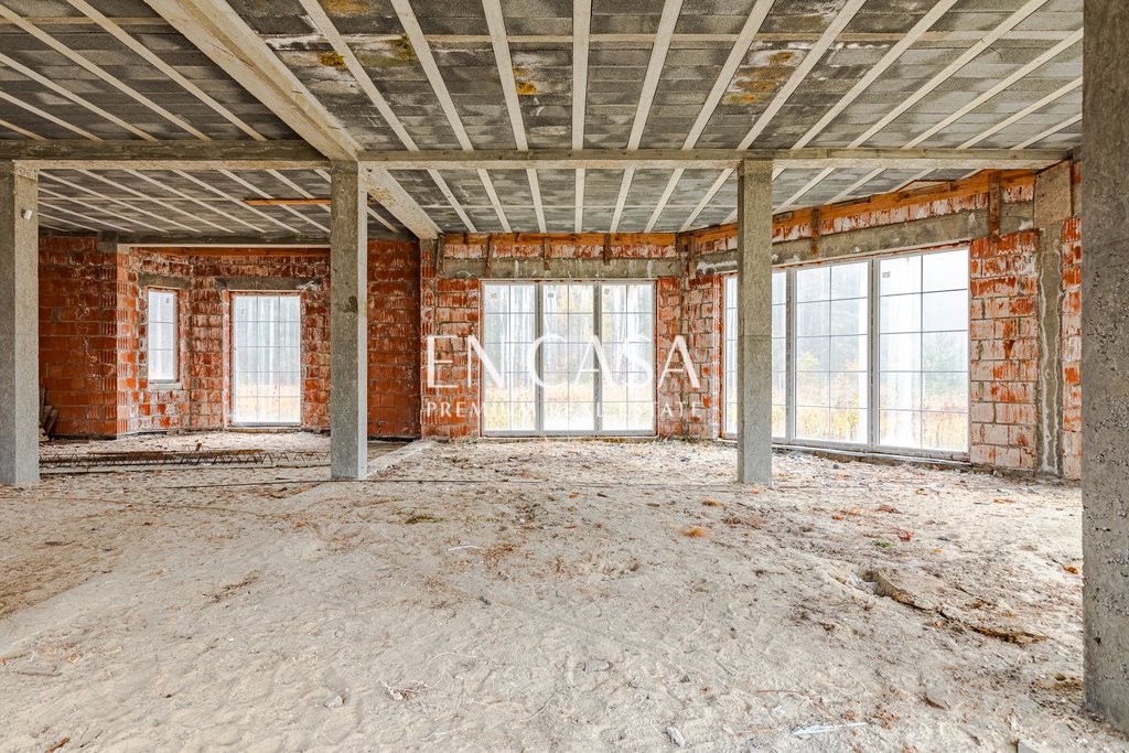 Dom na sprzedaż Sierzchów  820m2 Foto 3