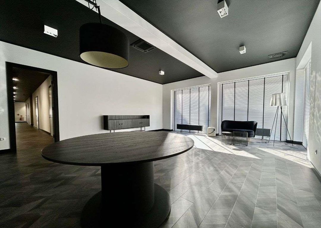 Lokal użytkowy na wynajem Kluczbork  338m2 Foto 2