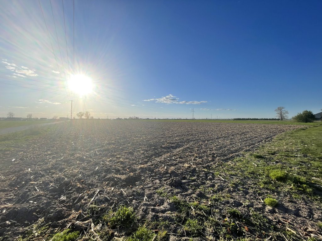 Działka 1615 m² pod dom w spokojnej okolicy z mediami Lubień  1 615m2 Foto 1