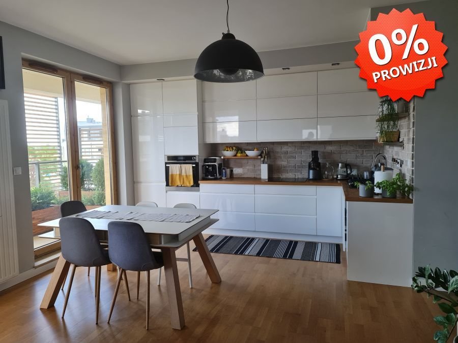 Mieszkanie trzypokojowe na sprzedaż Zamienie, Arakowa  68m2 Foto 1