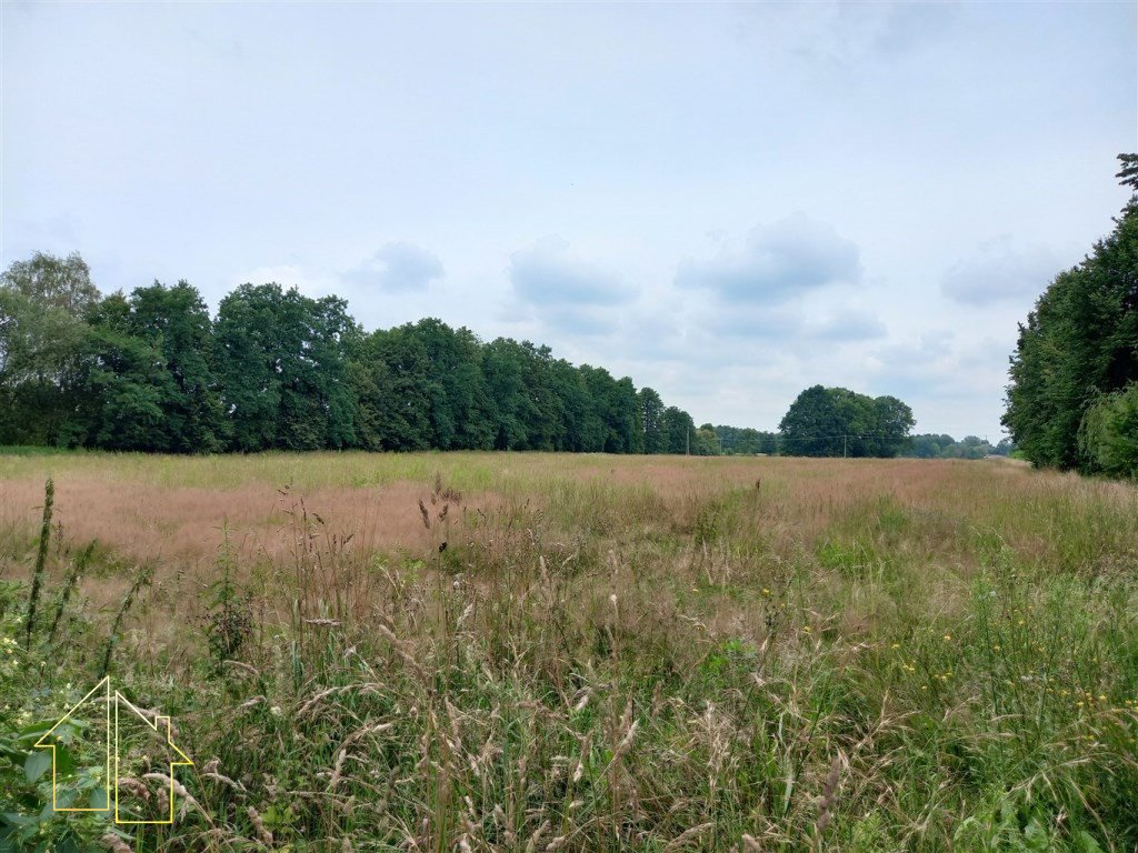 Sprzedam działkę 1064 m² w Chybi z potencjałem inwestycyjnym Chybie, Dworcowa  1 064m2 Foto 1
