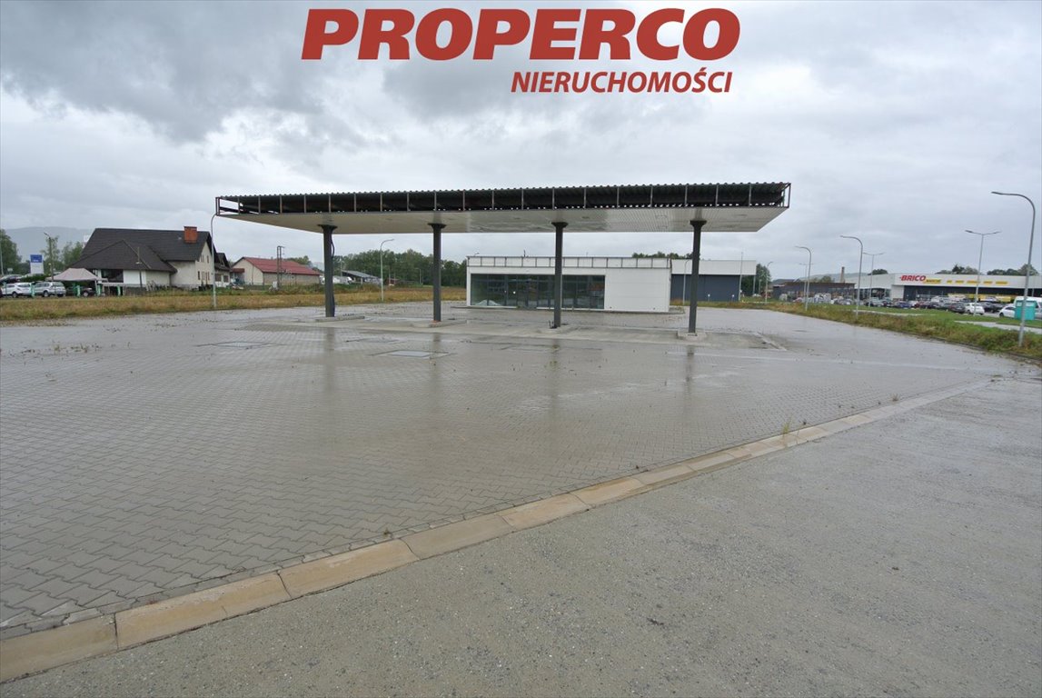 Stacja paliw 183 m2 z myjnią, parkingiem i zapleczem Ustroń  183m2 Foto 1