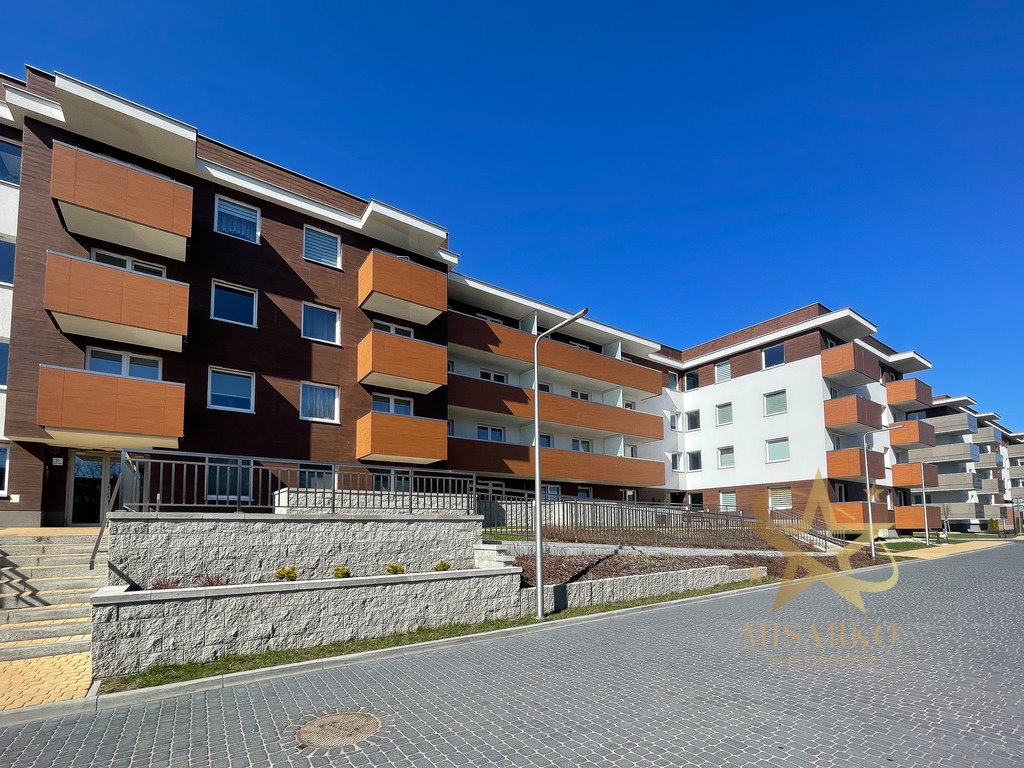 Mieszkanie trzypokojowe na sprzedaż Białystok, Skorupy, Nowowarszawska  58m2 Foto 1