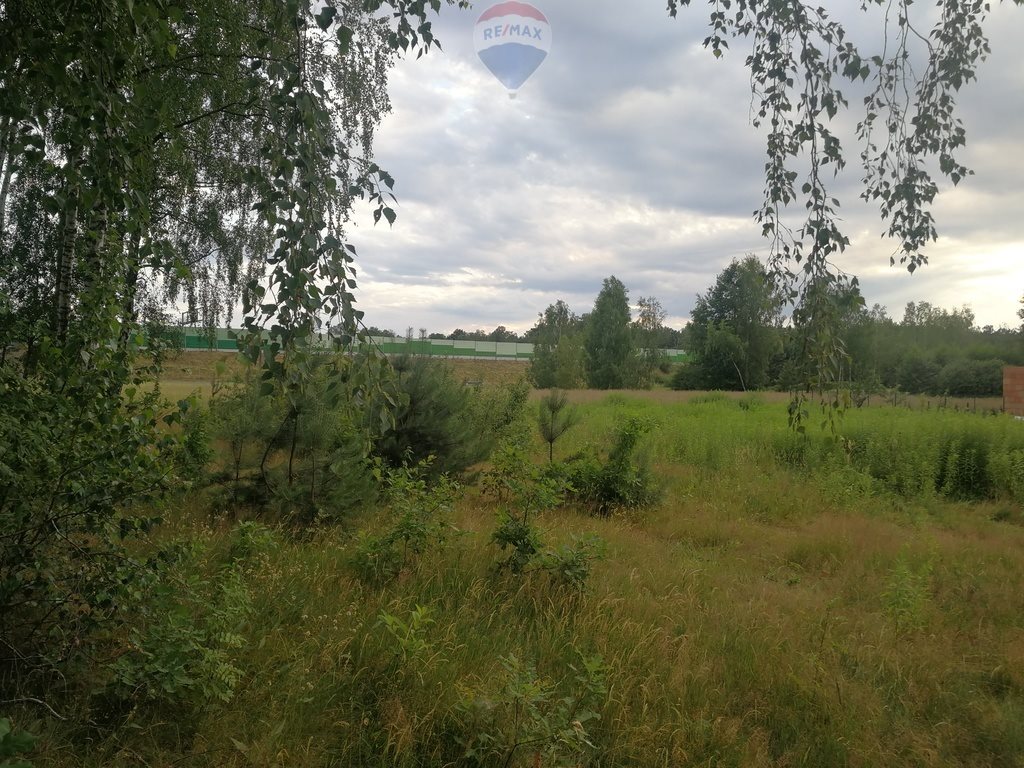 Działka budowlana na sprzedaż Dąbrówka-Strumiany 1 972m2 Foto 1 Działka budowlana na sprzedaż Dąbrówka-Strumiany 1 972m2 Foto 1