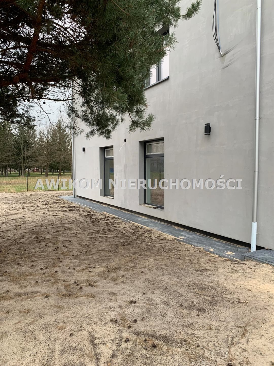 Nowoczesne lokale usługowe w Osowcu, 52,83 m2, od 2800 zł Żabia Wola, Osowiec  53m2 Foto 1