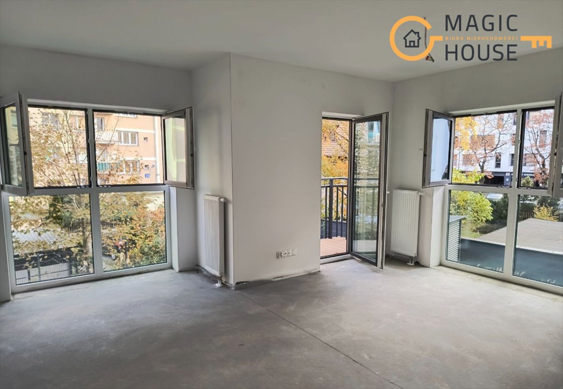 Zapraszam do słonecznego 3-pokojowego mieszkania z balkonem i garażem Gdynia, Śródmieście, Stefana Żeromskiego  65m2 Foto 1