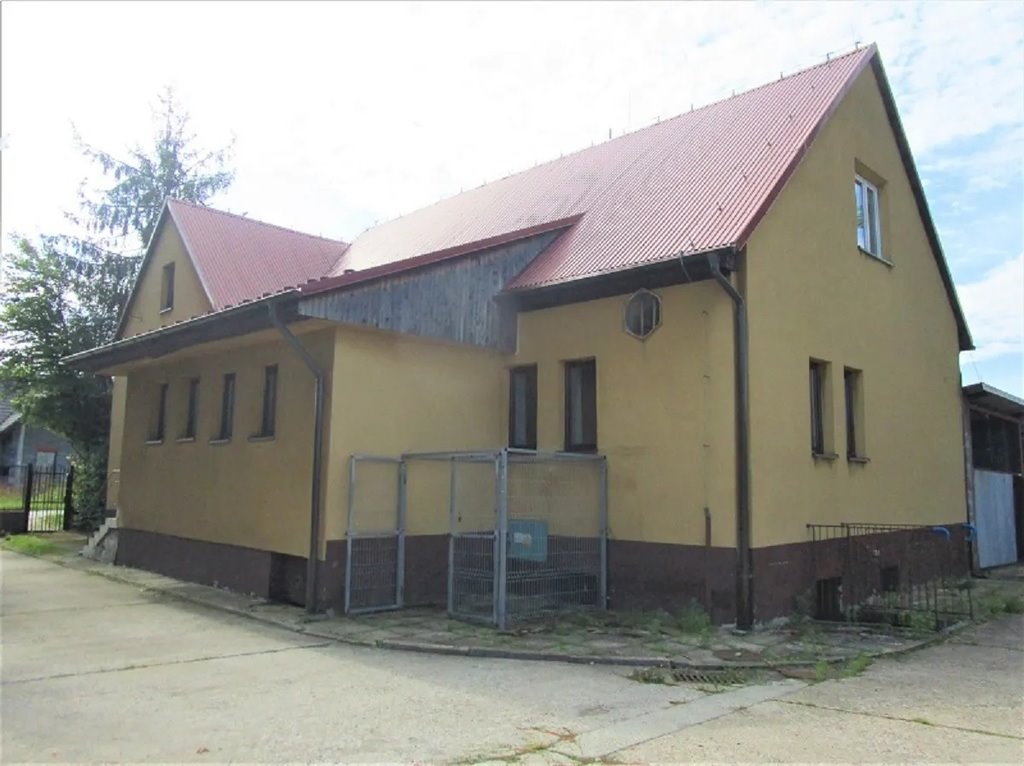 Lokal użytkowy na sprzedaż Brzeszcze, Ignacego Daszyńskiego  146m2 Foto 2
