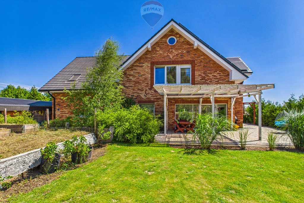 Dom na sprzedaż Ługów  206m2 Foto 1