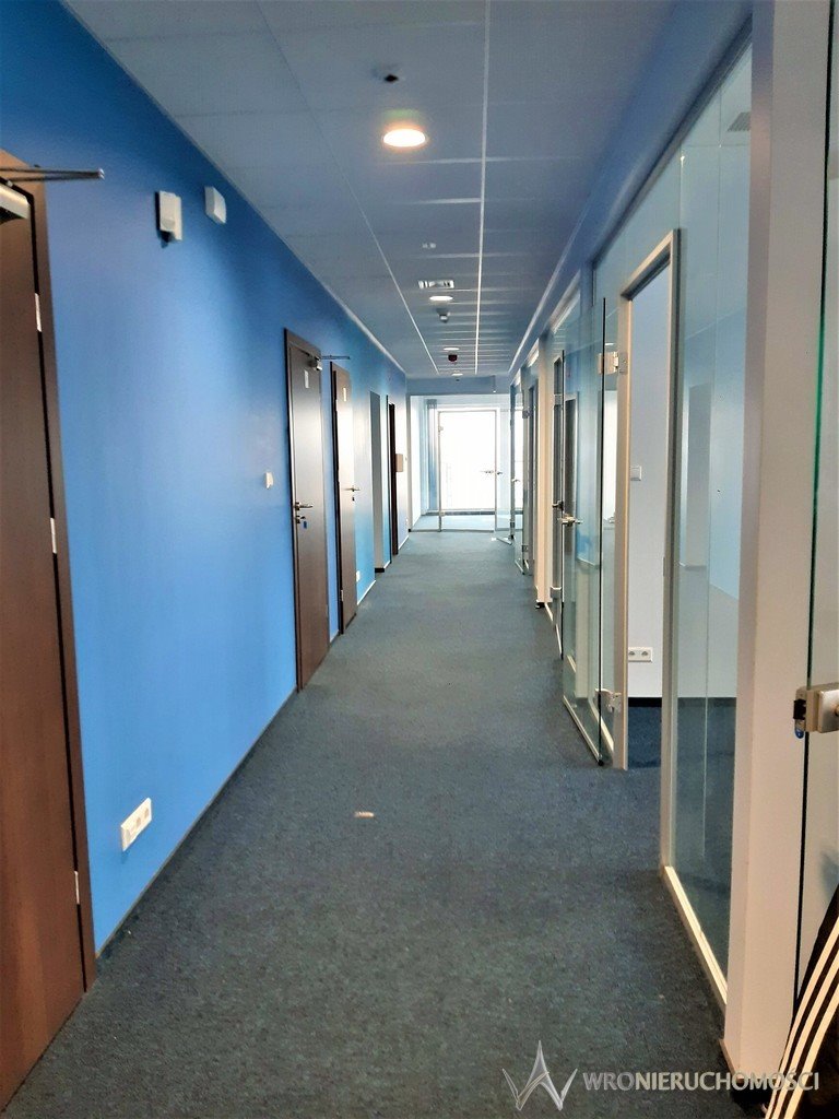 Wynajem biura 508 m² z salą konferencyjną i parkingiem Wrocław, Eugeniusza Kwiatkowskiego  508m2 Foto 1