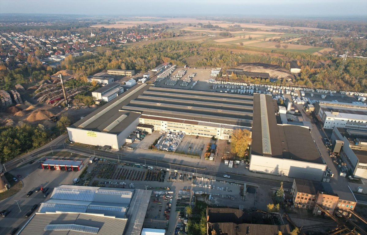 Sprzedam magazyn 55 tys. m² w Nowej Soli - atrakcyjna cena Nowa Sól, Marszałka Józefa Piłsudskiego 40  54 981m2 Foto 1