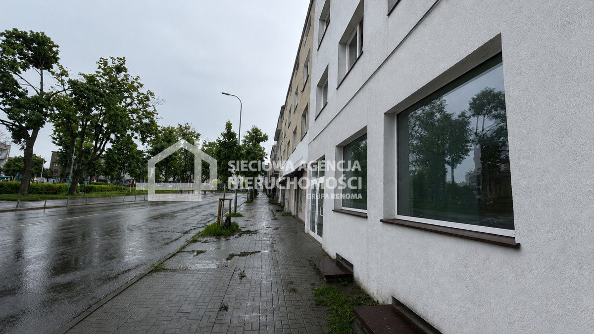 Lokal 80m2 z witryną, klimatyzacją i dostępem dla niepełnosprawnych Gdynia, Orłowo  80m2 Foto 1