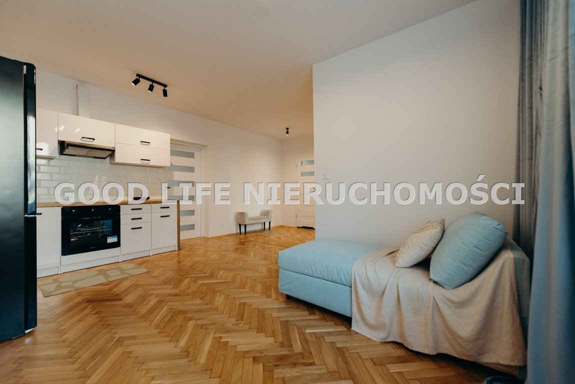 Mieszkanie trzypokojowe na sprzedaż Rzeszów, Staromieście, Staszica  52m2 Foto 1