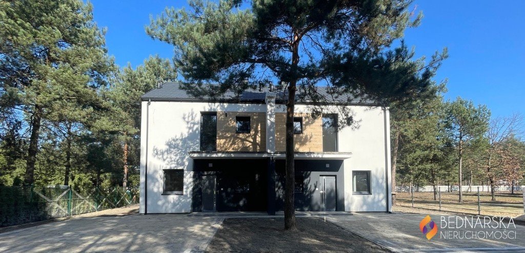 Nowoczesny dom 79,75 m² z ogrodem i widokiem na las Sochaczew, Trojanowska  80m2 Foto 1