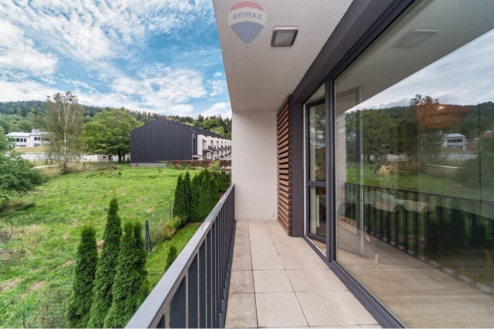 Mieszkanie trzypokojowe na sprzedaż Szczyrk  58m2 Foto 1