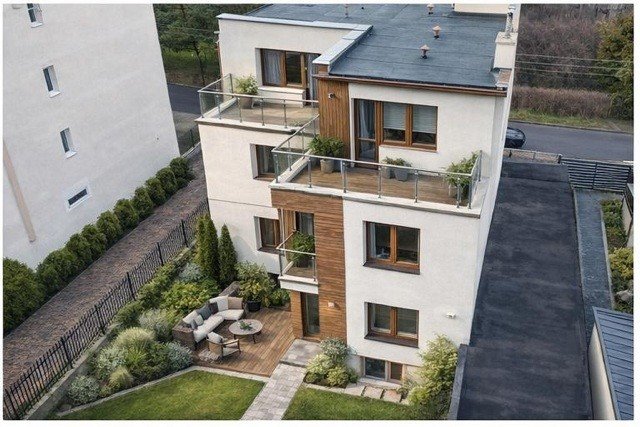 Dom z 3 niezależnymi mieszkaniami, duża działka i garaż Gdynia, Mały Kack, Sieradzka  381m2 Foto 1
