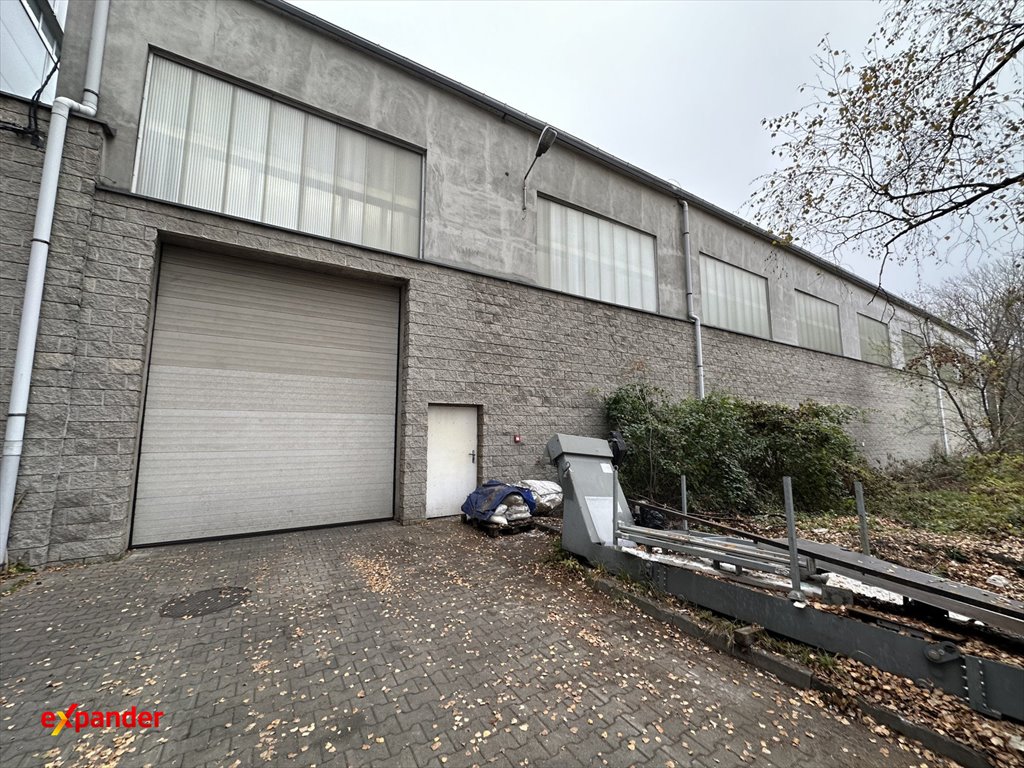 Wynajmę przestronny magazyn 800 m² z adaptacją na biuro lub socjal Częstochowa, Aleja Bohaterów Monte Cassino  800m2 Foto 1