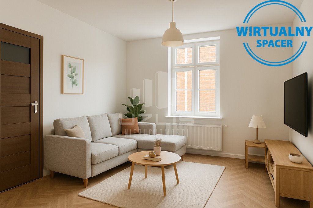 Na sprzedaż przestronne mieszkanie 42 m² w odrestaurowanej kamienicy Starogard Gdański, Chojnicka  27m2 Foto 1