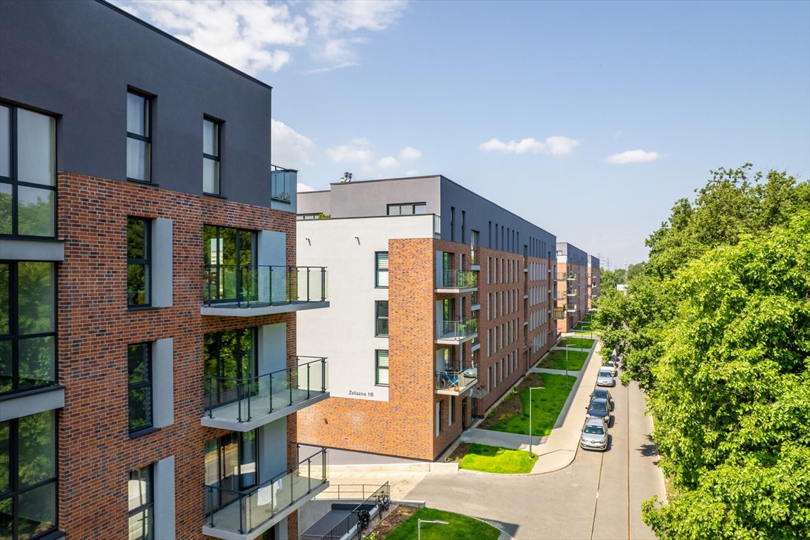 Mieszkanie dwupokojowe na wynajem Poznań, Nowe Miasto, Żelazna  42m2 Foto 1