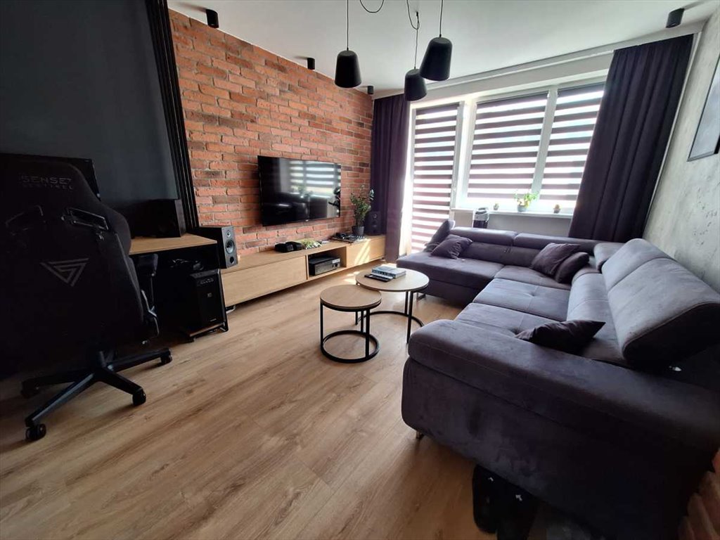 Gotowe do zamieszkania 2-pokojowe mieszkanie z balkonem i piwnicą Pieszyce  44m2 Foto 1