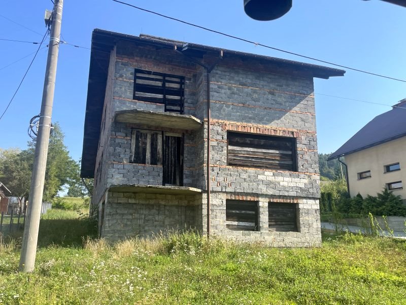 Dom w stanie surowym z dużym potencjałem, 250 m2 Goleszów, Goleszów, Żniwna  250m2 Foto 1