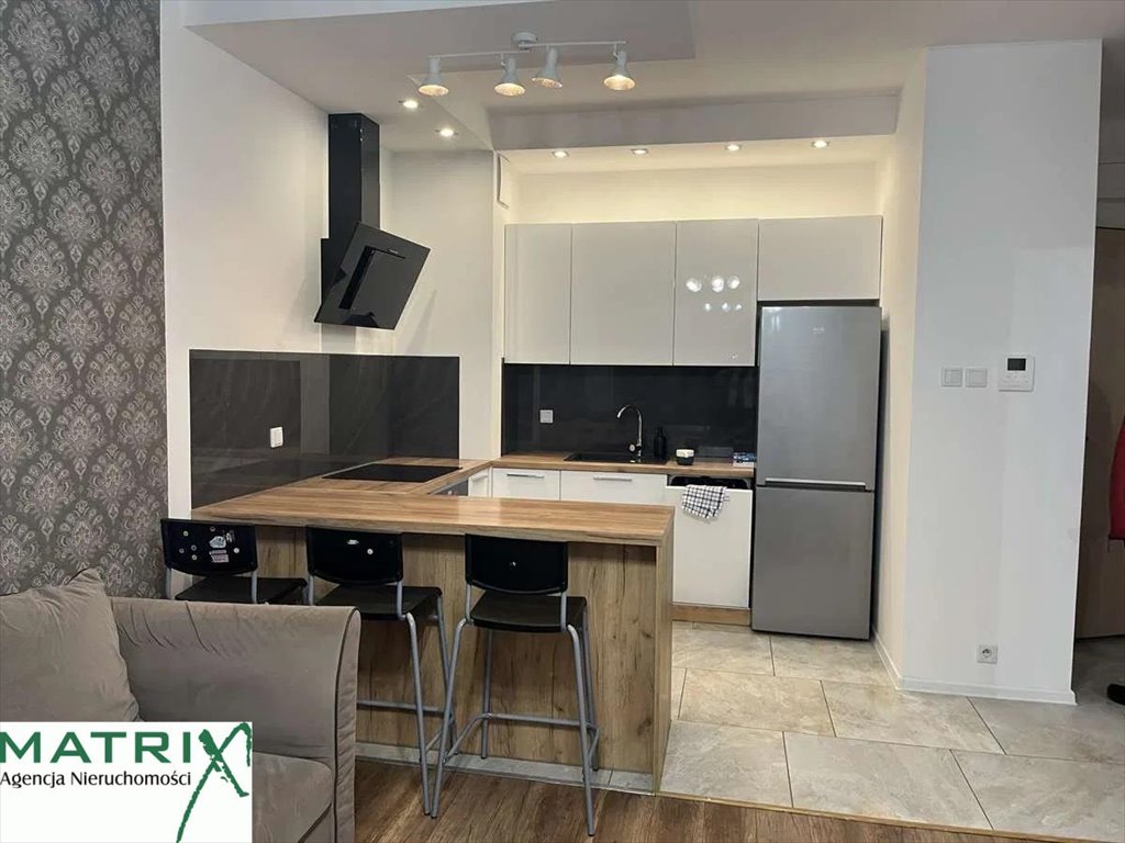 Nowoczesne 2-pokojowe z dużym balkonem, miejsce w garażu Warszawa, Wilanów, Wilanów, Zdrowa  40m2 Foto 1