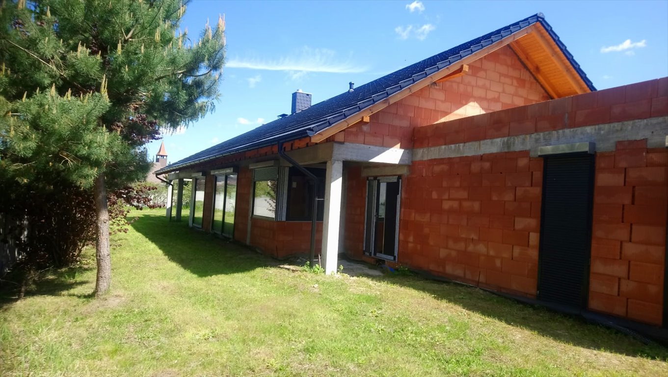 Nowoczesny dom 165 m2 z garażem i lasem w Miedzianej Miedziana, Łowiecko  165m2 Foto 1