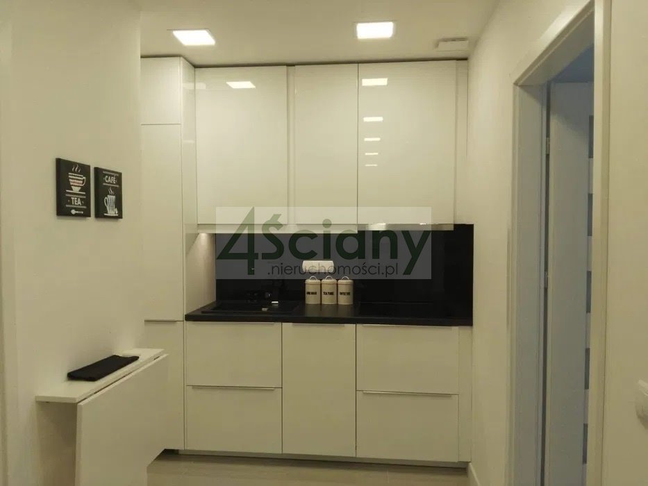 Mieszkanie czteropokojowe  na sprzedaż Warszawa, Targówek, Poborzańska  62m2 Foto 1