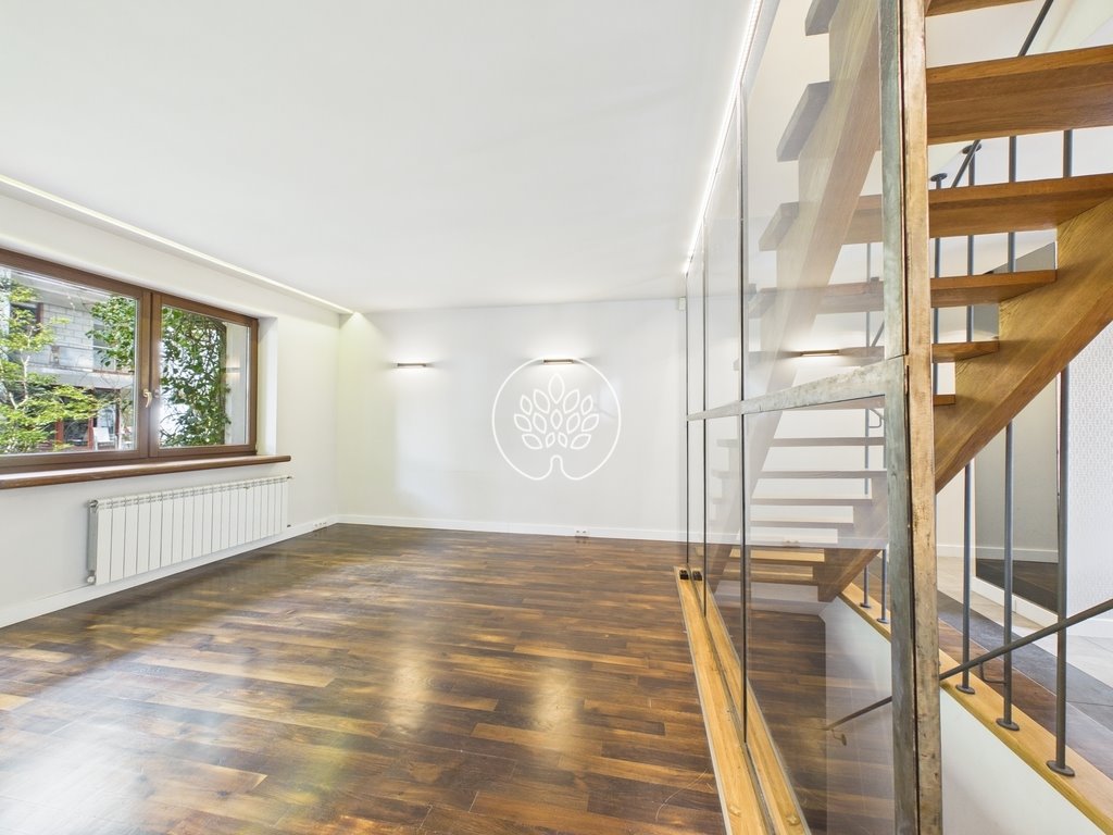 Przestronny dom 150 m2 z tarasem i ogrodem w centrum Warszawy Warszawa, Śródmieście, Nowe Miasto, Nowe Miasto  150m2 Foto 1