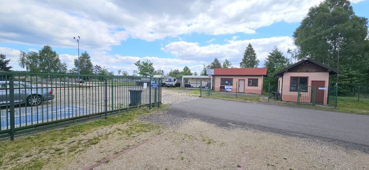 Na sprzedaż magazyn 13 968 m² z biurami i halami w Miasteczku Śląskim Miasteczko Śląskie  13 968m2 Foto 1