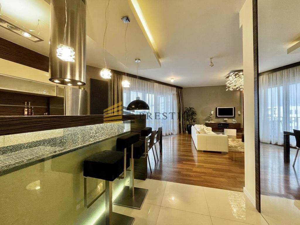 Luksusowy apartament na ostatnim piętrze, 104 m2, Wola Warszawa, Wola, Piaskowa  104m2 Foto 1