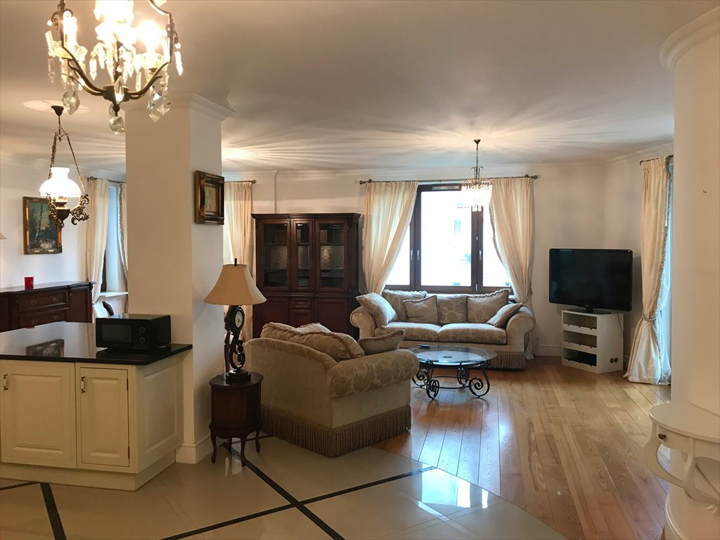 Mieszkanie czteropokojowe na wynajem Warszawa, Śródmieście, kruczkowskiego 130m2 Foto 1 Mieszkanie czteropokojowe na wynajem Warszawa, Śródmieście, kruczkowskiego 130m2 Foto 1