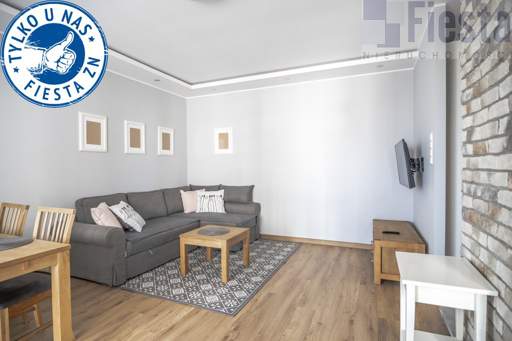 Mieszkanie dwupokojowe na wynajem Gdańsk, Zaspa, al. Jana Pawła II  49m2 Foto 1