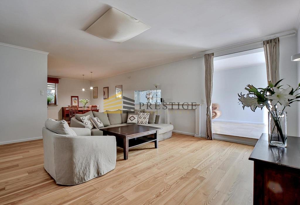 Na wynajem przestronne 140 m² z ogrodem i garażem w Wilanowie Warszawa, Mokotów  140m2 Foto 1