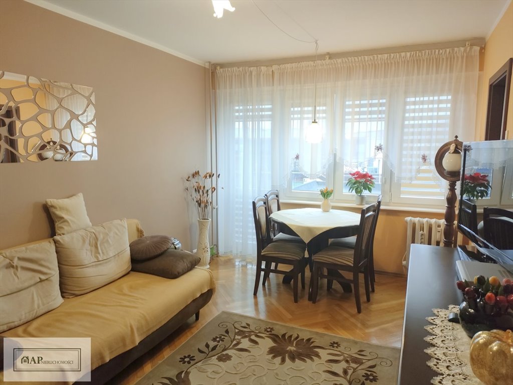 Mieszkanie dwupokojowe na sprzedaż Konin, Kosmonautów  36m2 Foto 1