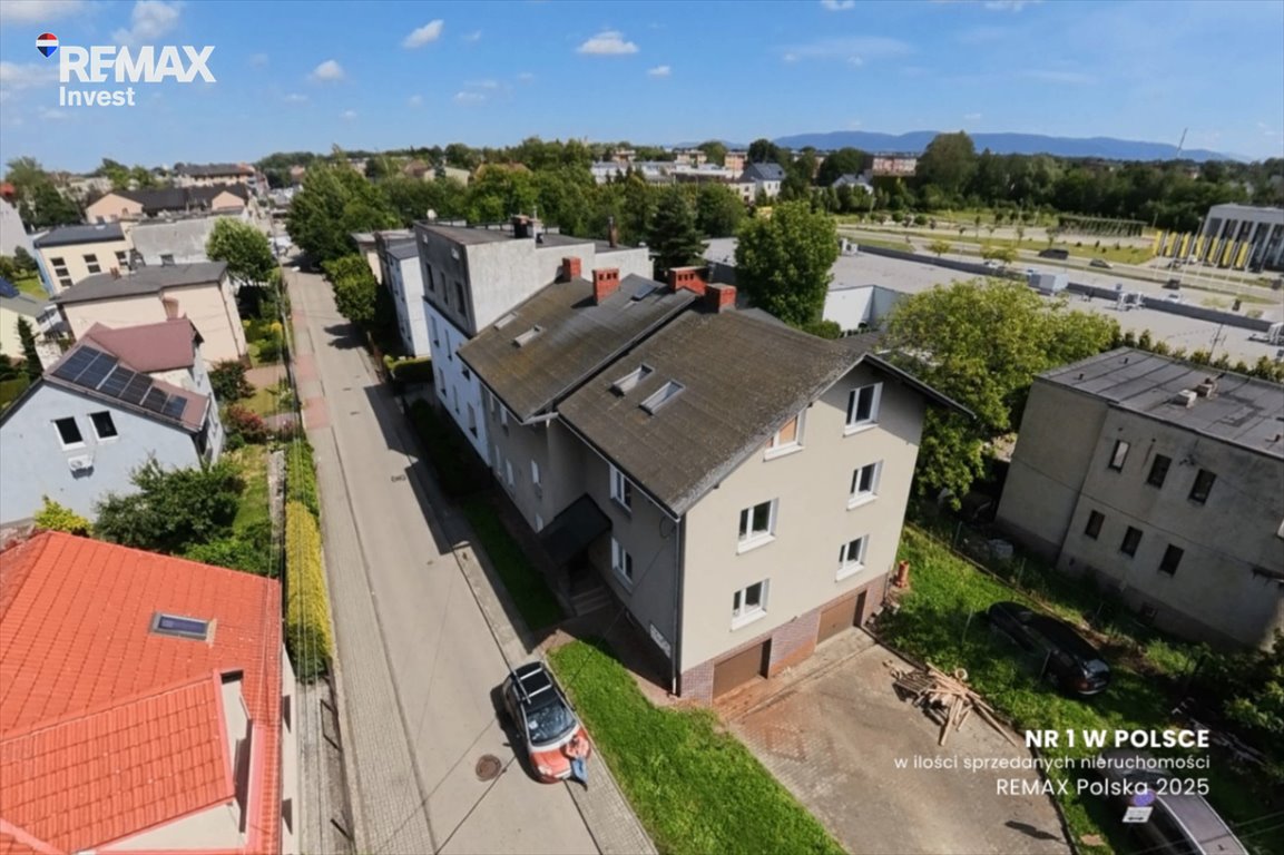Na sprzedaż przestronny dom z potencjałem inwestycyjnym w centrum Czechowic Czechowice-Dziedzice, Zygmunta Krasińskiego 13  420m2 Foto 1