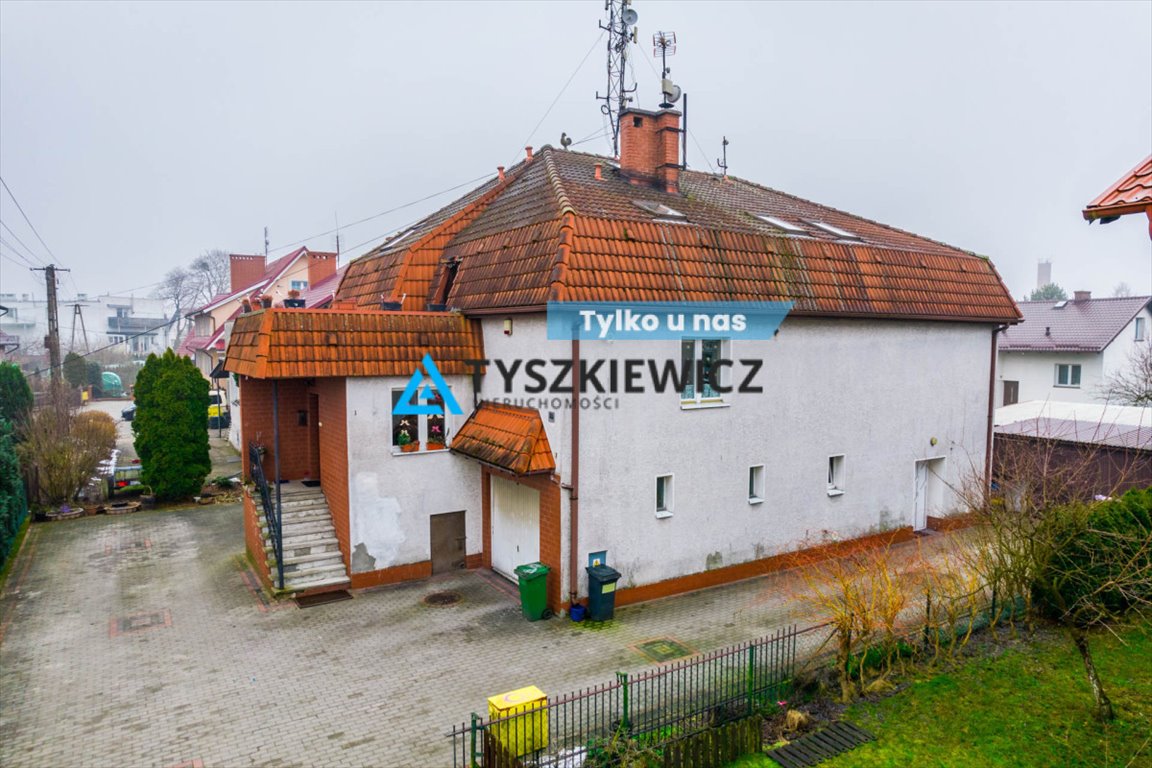 Komfortowy dom 346 m² z 3 mieszkaniami, garażem i dużym potencjałem Człuchów, Zielona  346m2 Foto 1