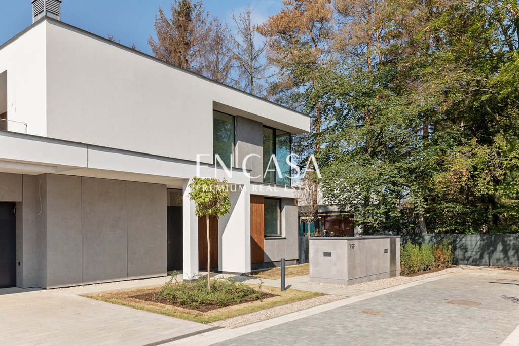 Ekskluzywny dom 249 m² na zamkniętym osiedlu w Konstancinie Konstancin-Jeziorna  249m2 Foto 1