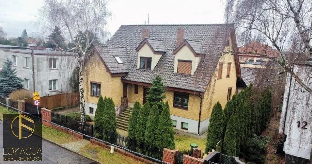 Inwestycyjny dom z 34 miejscami noclegowymi i 15 tys. zł dochodu Kalisz  485m2 Foto 1