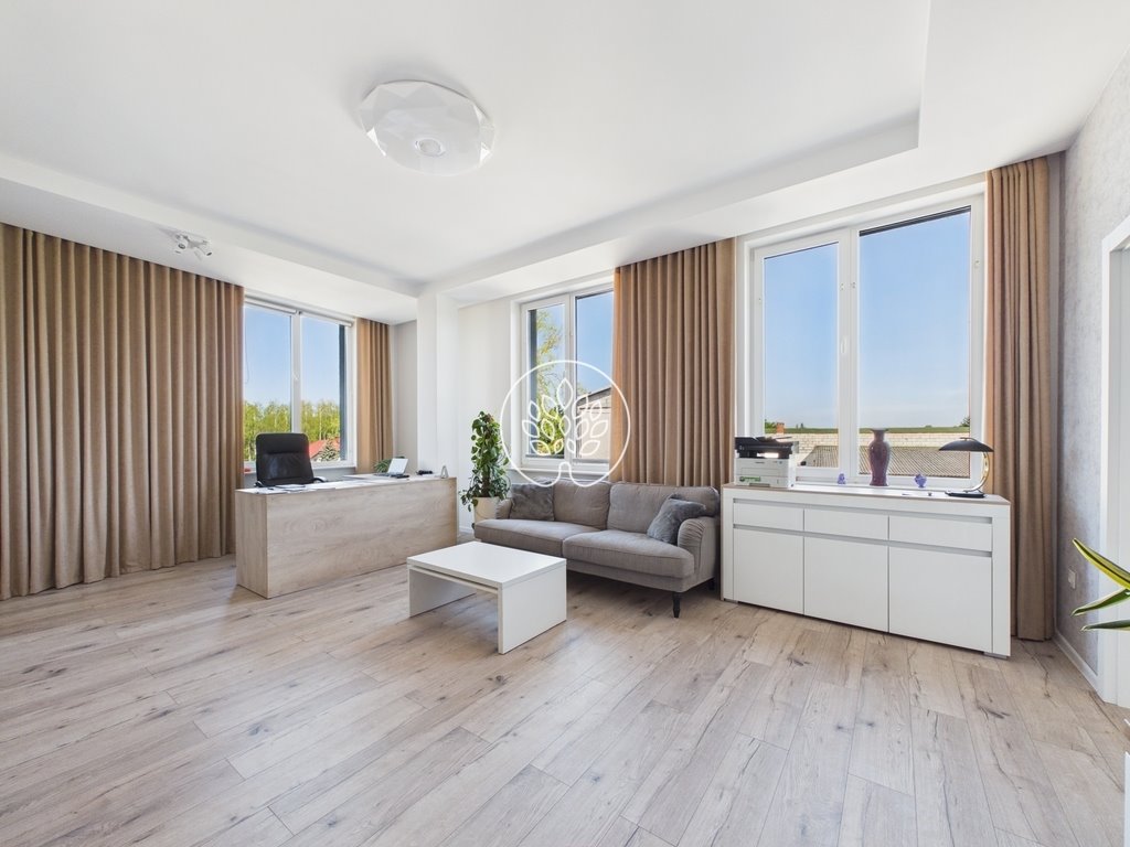 Lokal biurowy 115 m² z open space i gabinetami Nadarzyn  115m2 Foto 1