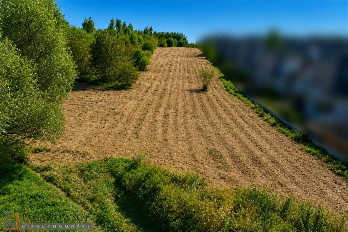Zapraszam do obejrzenia działki budowlanej 19,58 ara w Zielonkach Zielonki, Marszowiec  1 958m2 Foto 1