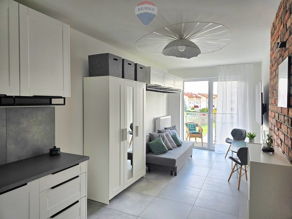 Kawalerka na wynajem Poznań, Katowicka  22m2 Foto 1