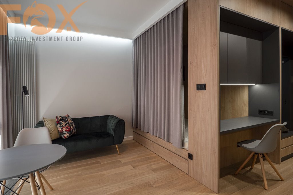 Kawalerka 26 m² w Mennica Building, Wola, wysoki standard Warszawa, Wola, Waliców  26m2 Foto 1